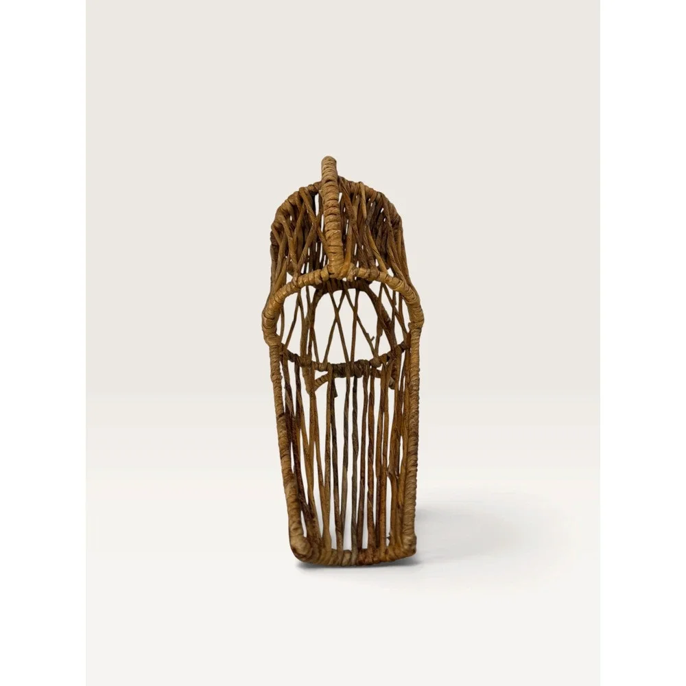 N/A woven wicker